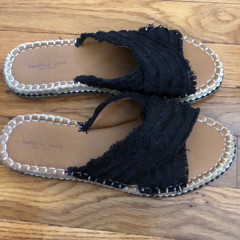 American Eagle sandals
